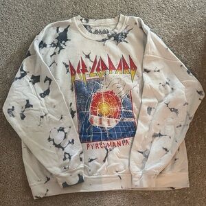 Urban Outfitters Def Leppard Pyromania Crewneck